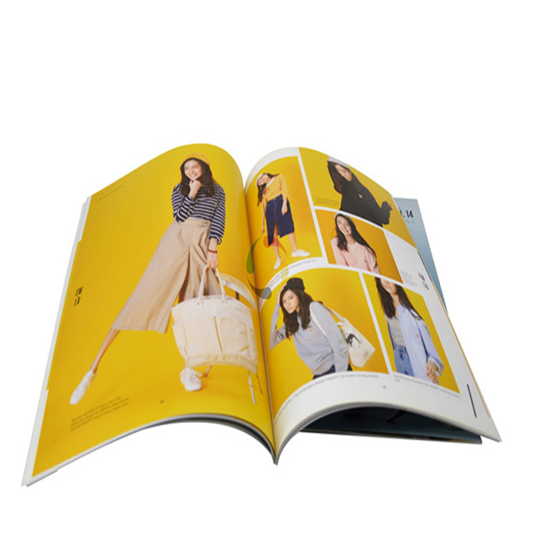 Oem China Glossy Magazine Printing With Luxury Material