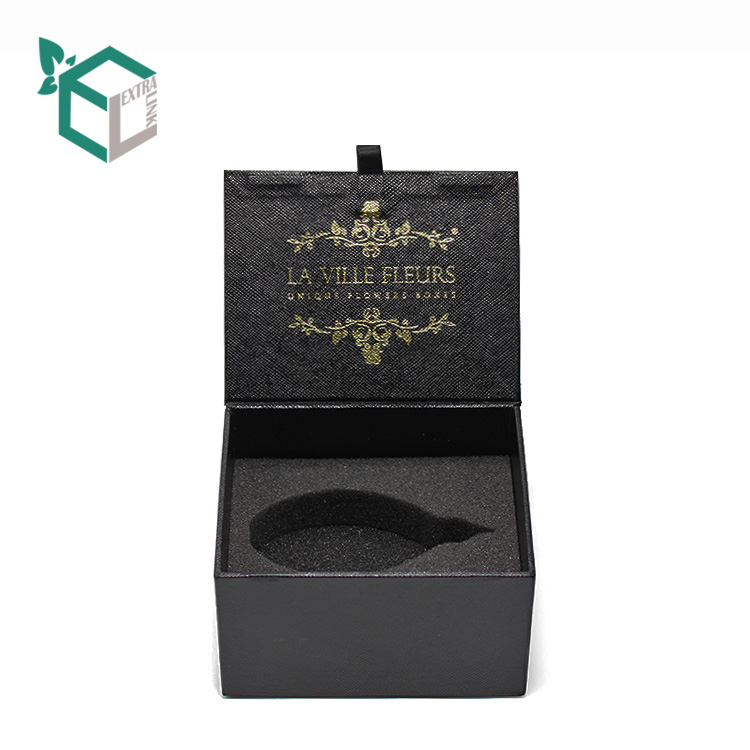 Custom Gold Logo Cosmetic Packaging Magnetic Box With Foam Slots