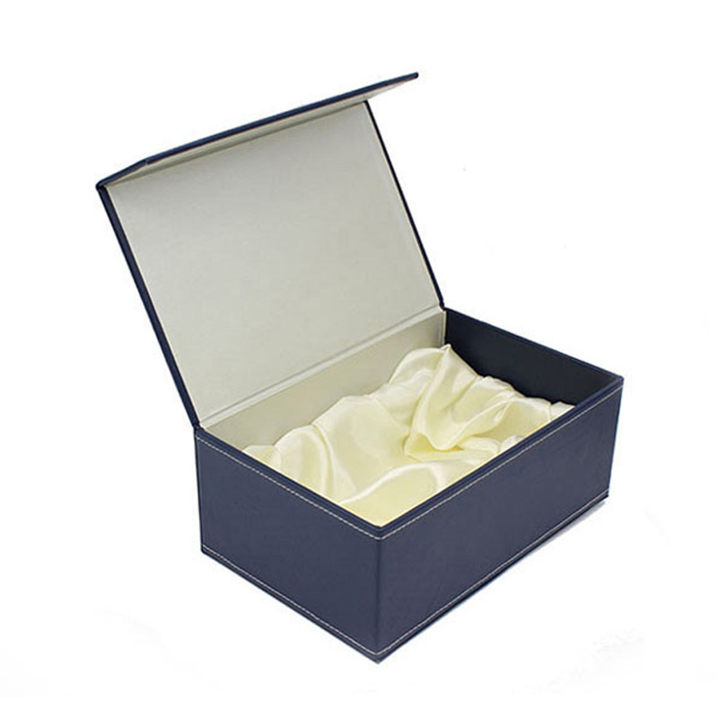 Luxury Magnet With Foam Insert Silk Lined Wine Bottle Packaging Box