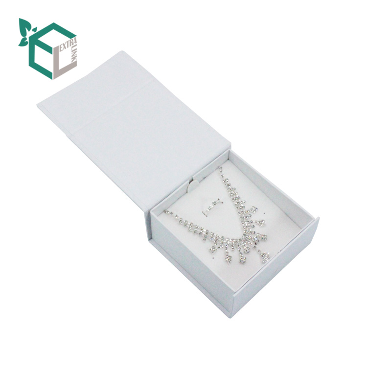 Foldable Custom Logo Paper Necklace Gift Box