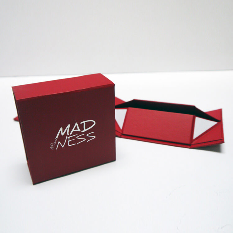 Custom Low MOQ Red Magnetic Closure Foldable Gift Packaging Box