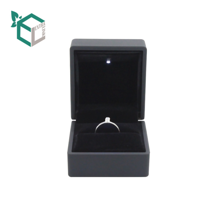 Luxury Custom Logo Ring Display Boxes Packaging Led Jewelry Box Varnish Light Box For Gift